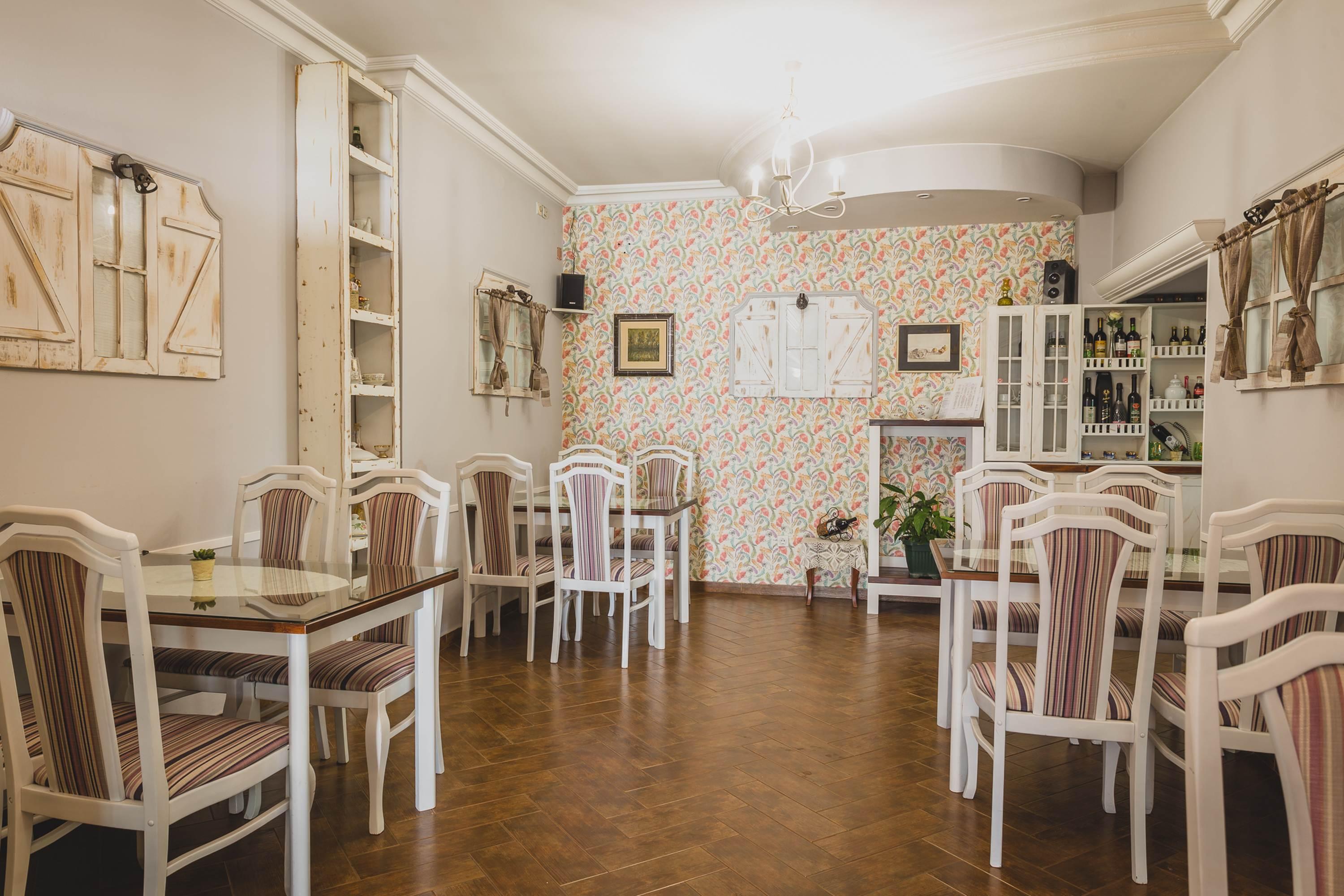 Hotel Ambiente بودغوريتْسا المظهر الخارجي الصورة