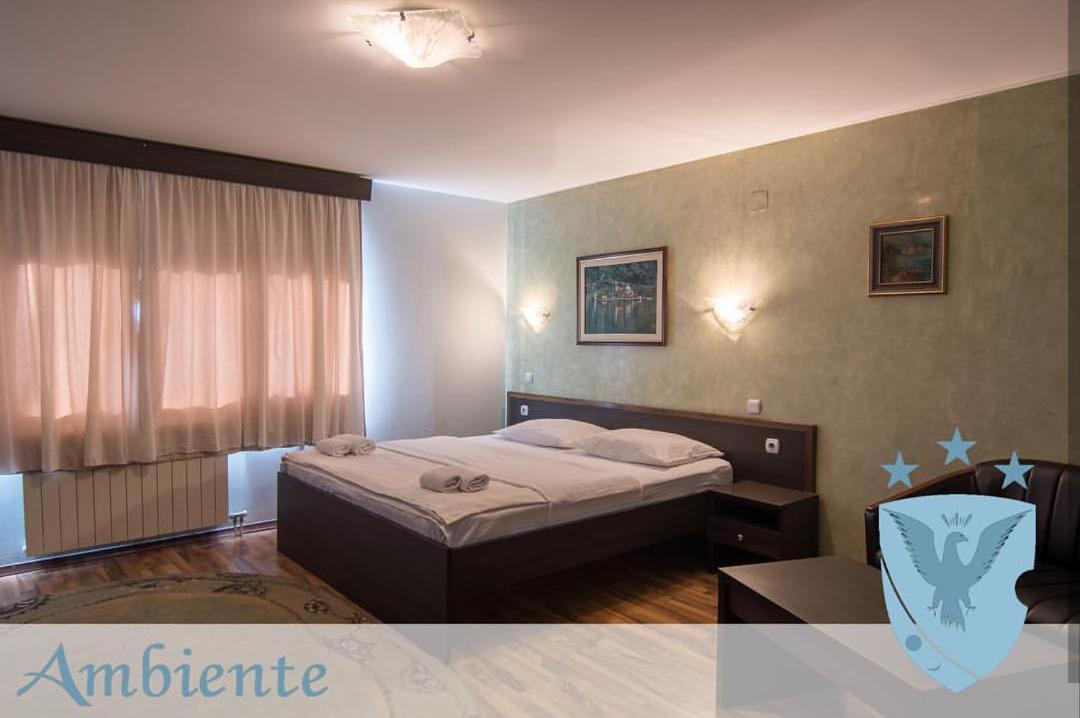 Hotel Ambiente بودغوريتْسا المظهر الخارجي الصورة